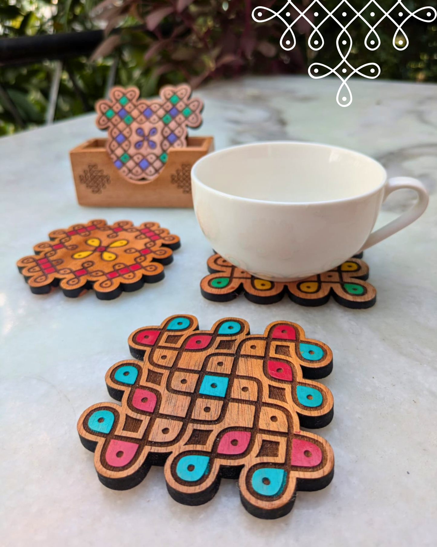 Kolam Coasters Colored Set Of 4 With Holder