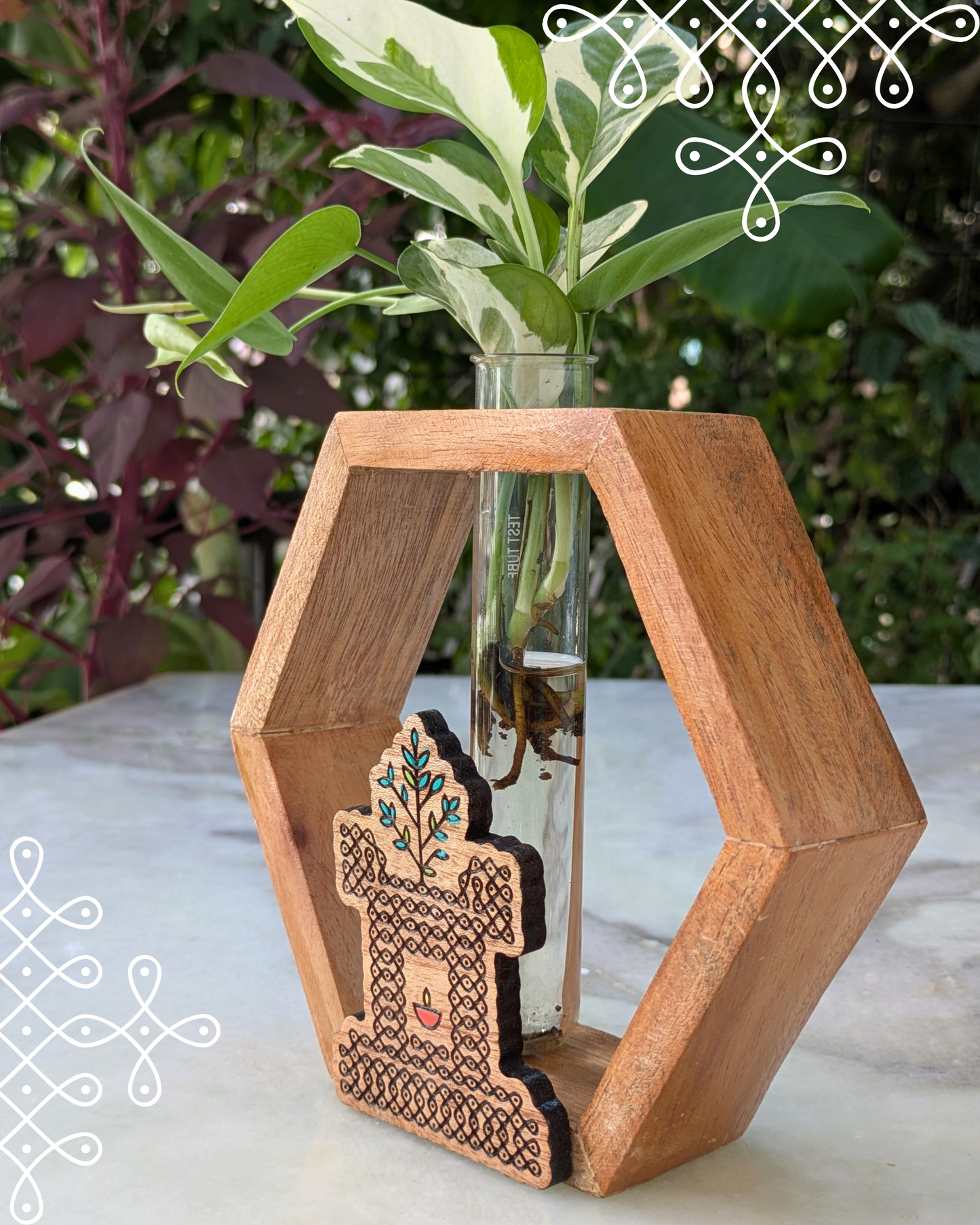 Kolam Hexagon planter [tulasi maadam PL-HEXTM