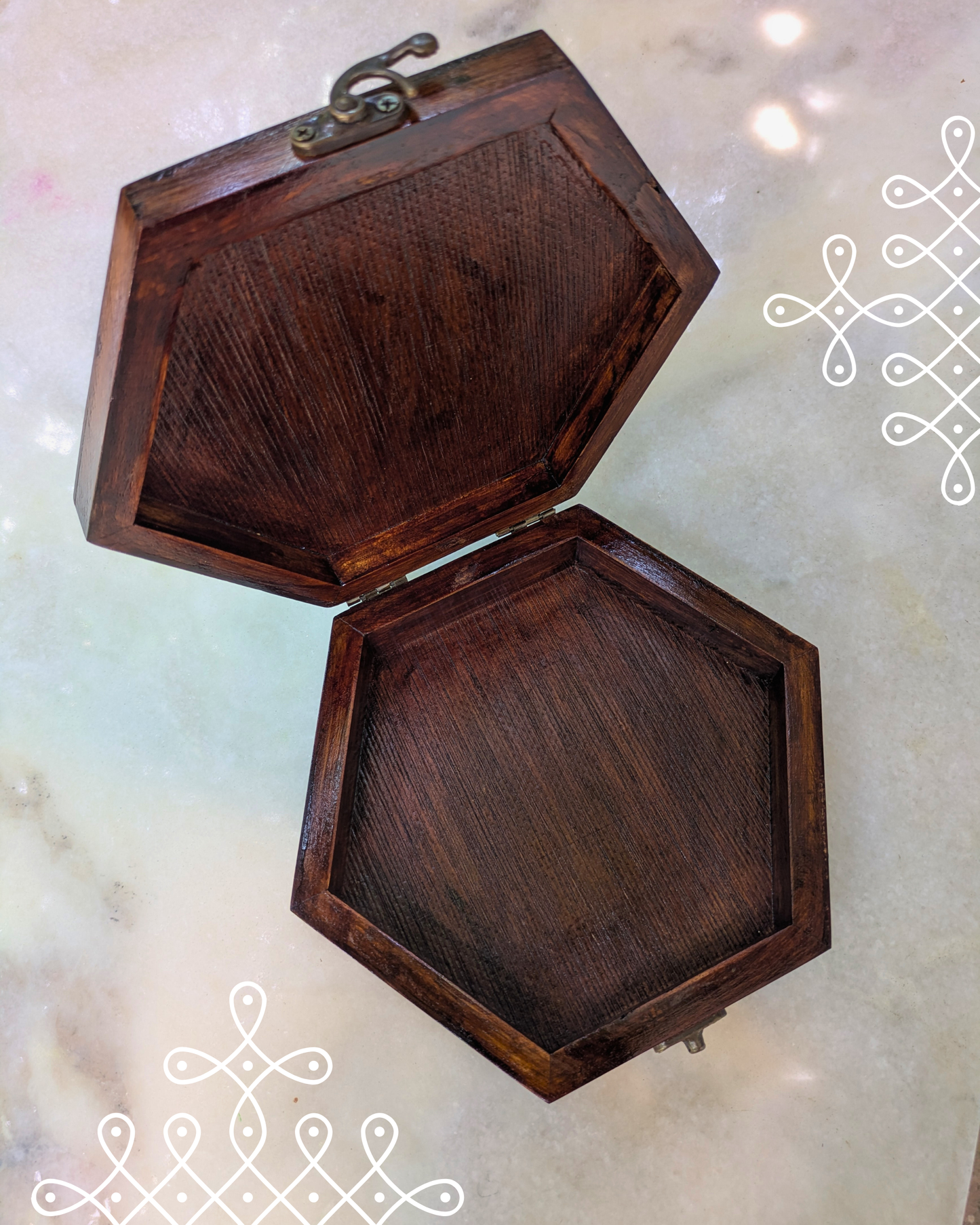 Hexagon Box