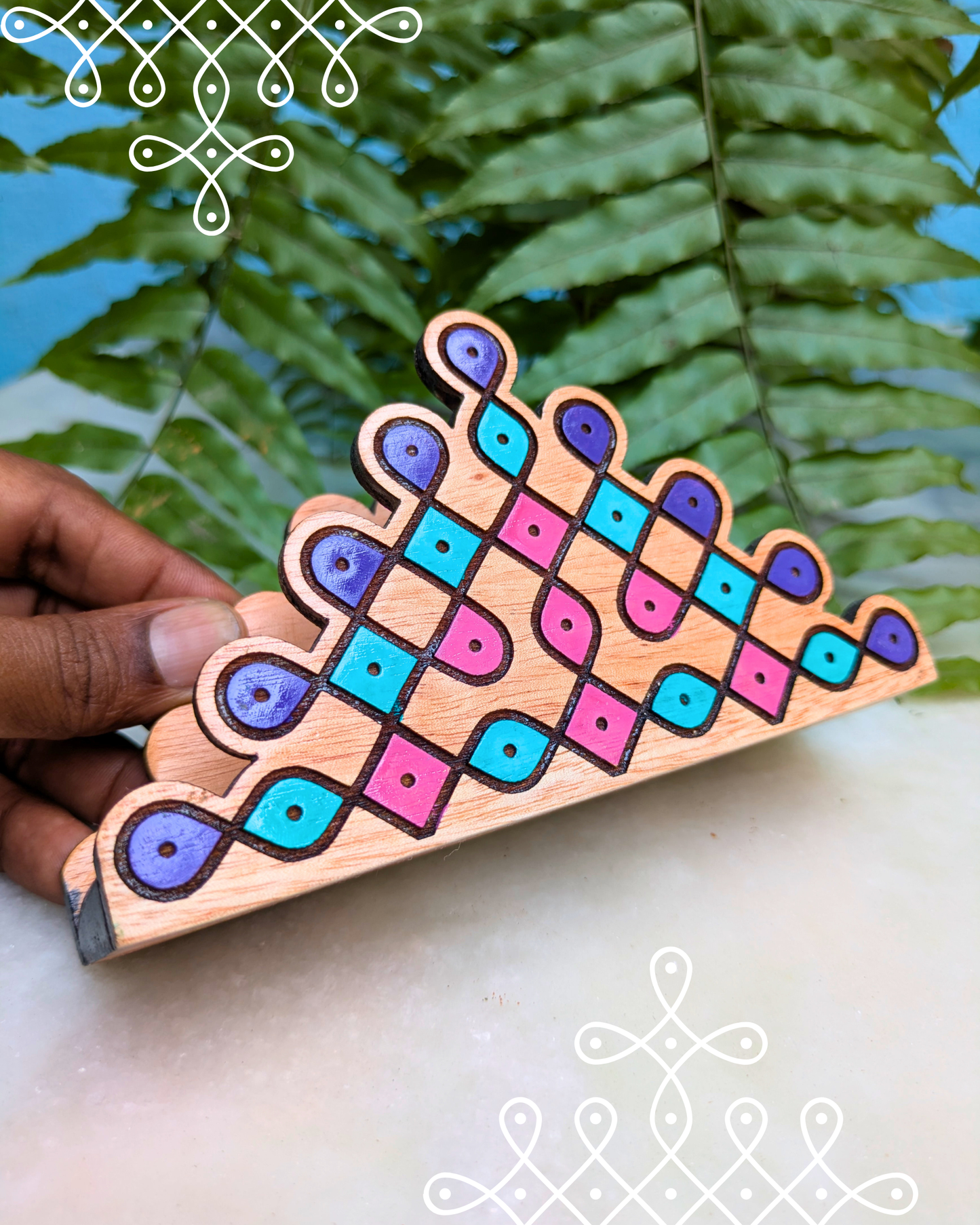 Kolam Tissue Holder Colored