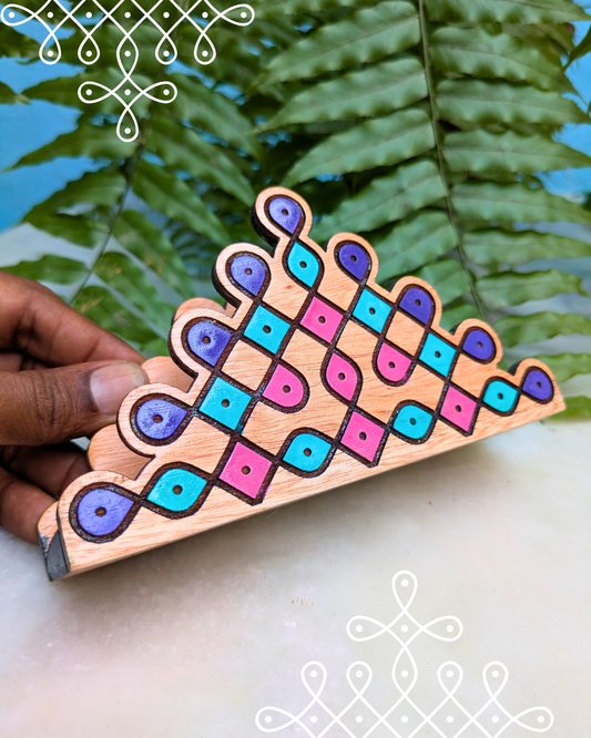 Kolam Tissue Holder Colored