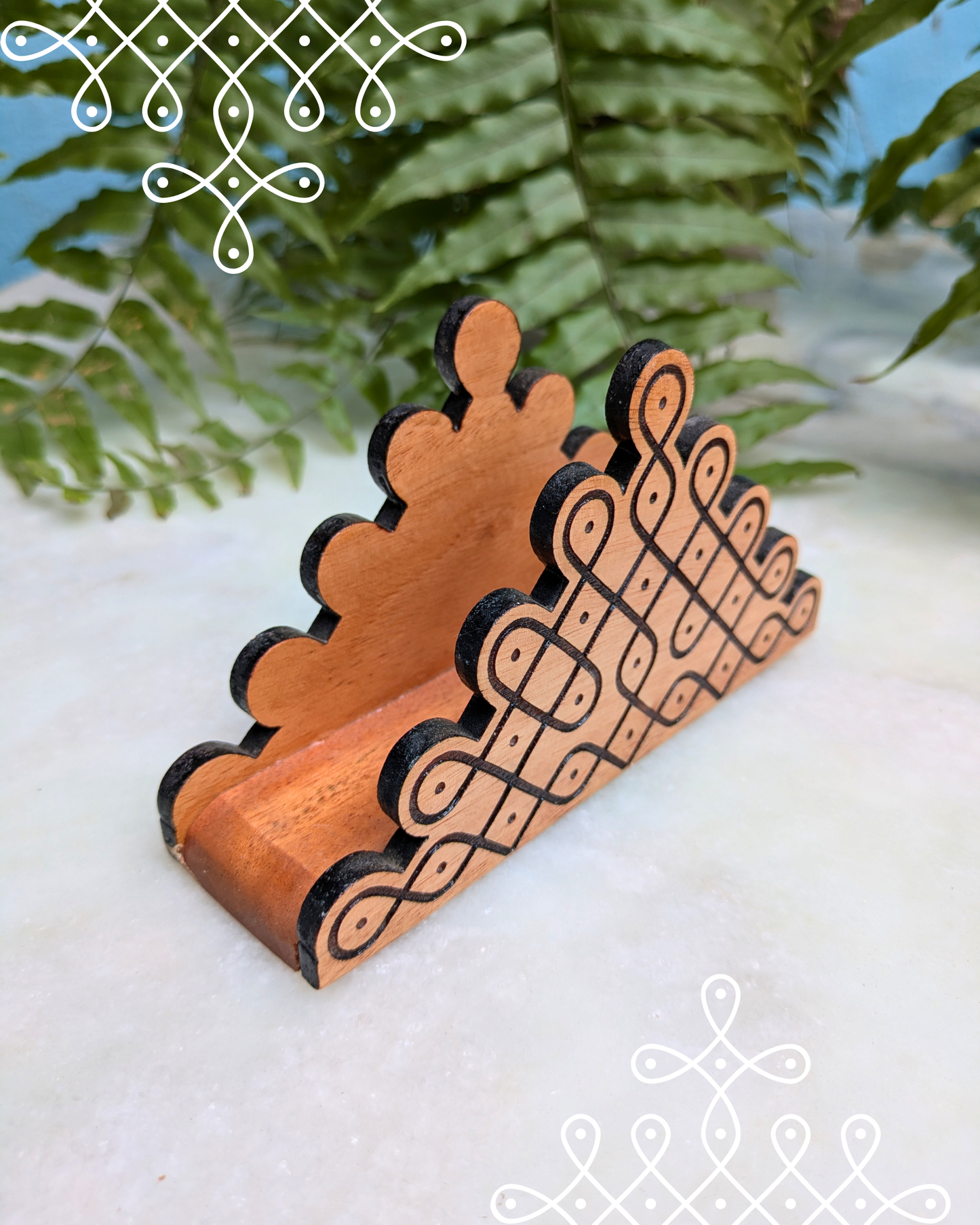 Kolam tissue holder