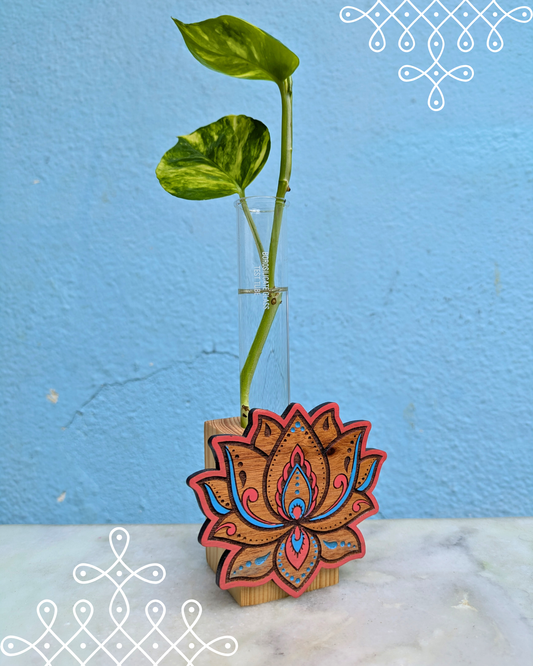 Cube Planter - Lotus