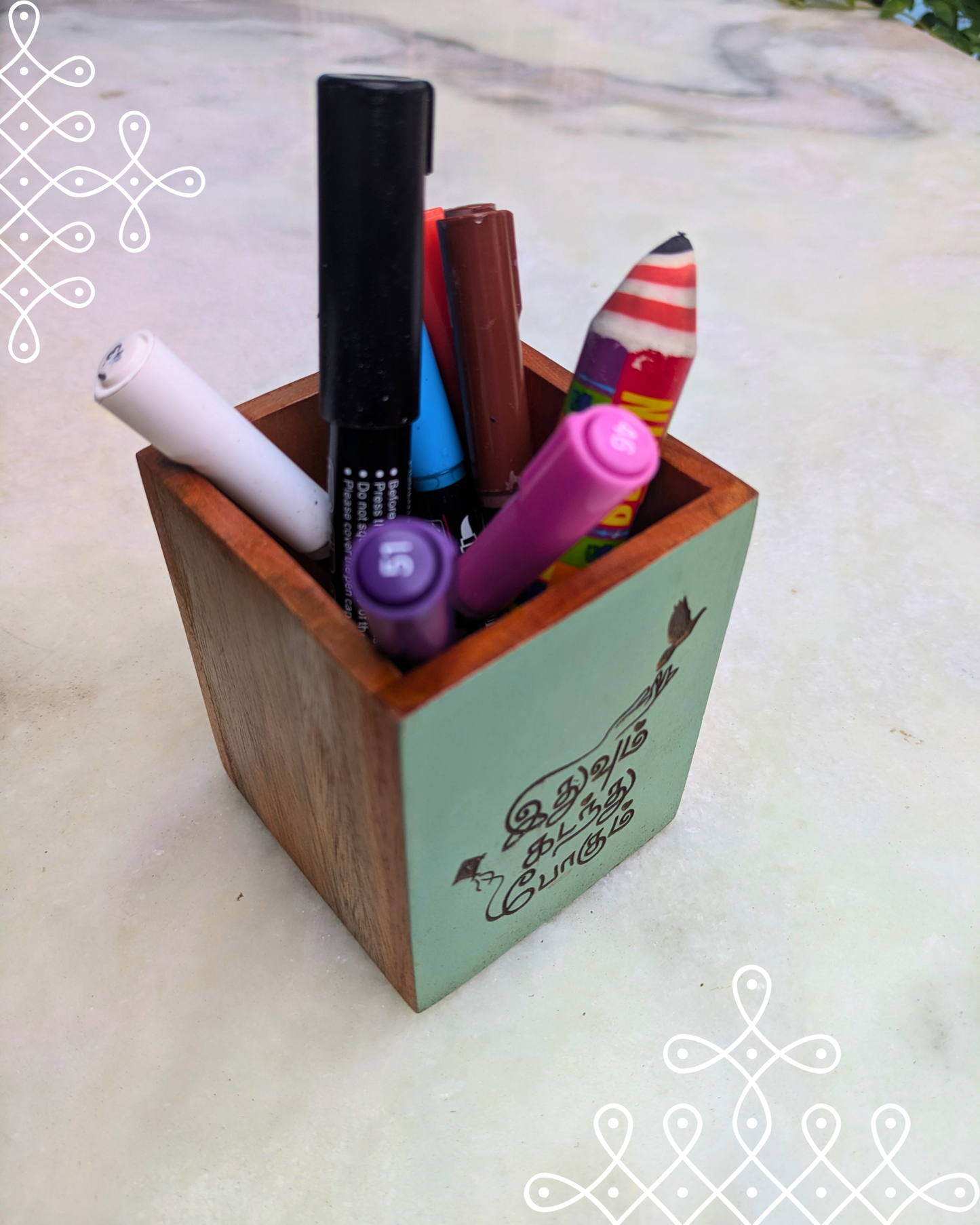 Pen Holder – Quote Model